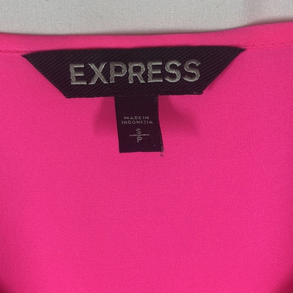 Express top blouse - Picture 3 of 9